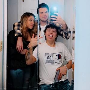 Meet your Posher, Talon